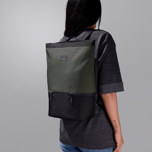 Image 3 of Adore June Sander Daypack Color Olive-Green